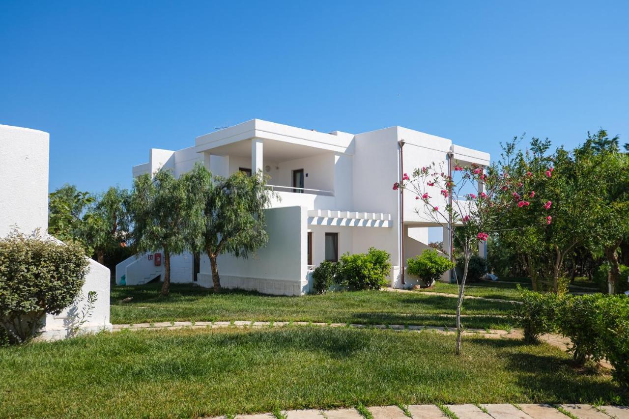Torre Guaceto Greenblu Resort Specchiolla Buitenkant foto